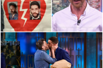 El beso entre David Broncano y Fernando Tejero