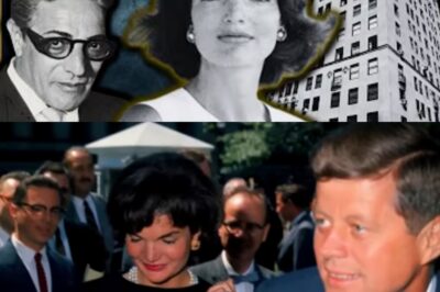 Jackie y Onassis: “En la cubierta de su barco aprendí que la libertad no se compra”.